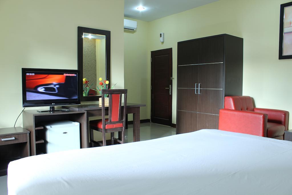 Gumilang Hotel Bogor Room photo