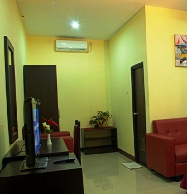 Gumilang Hotel Bogor Room photo