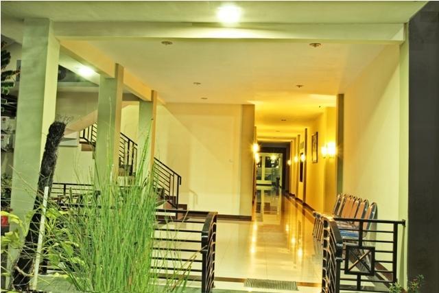 Gumilang Hotel Bogor Exterior photo